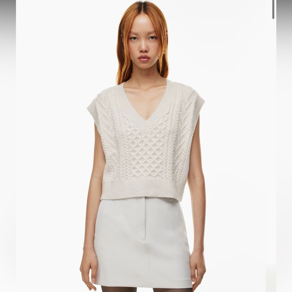 Aritzia Emporia Vest - Picture 2 of 2
